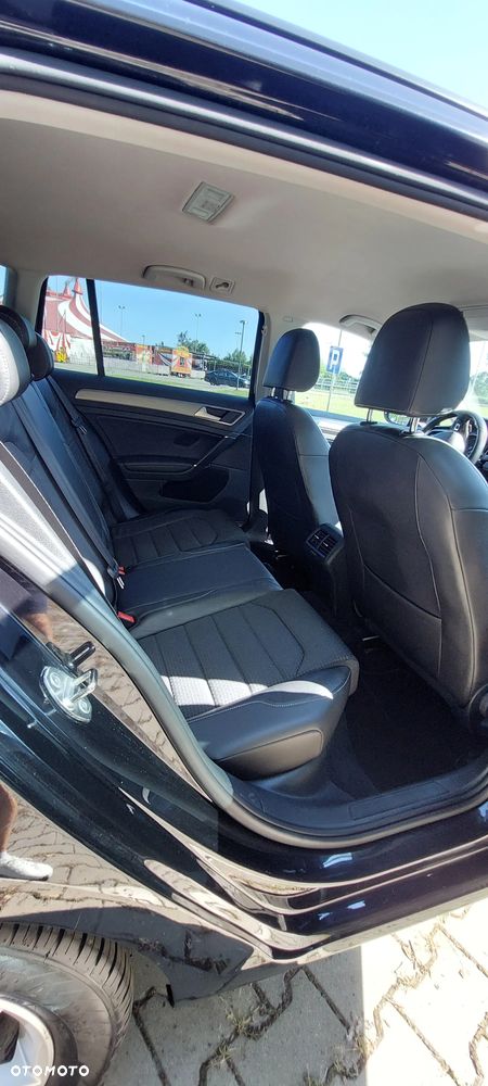 Volkswagen Golf Variant - 17