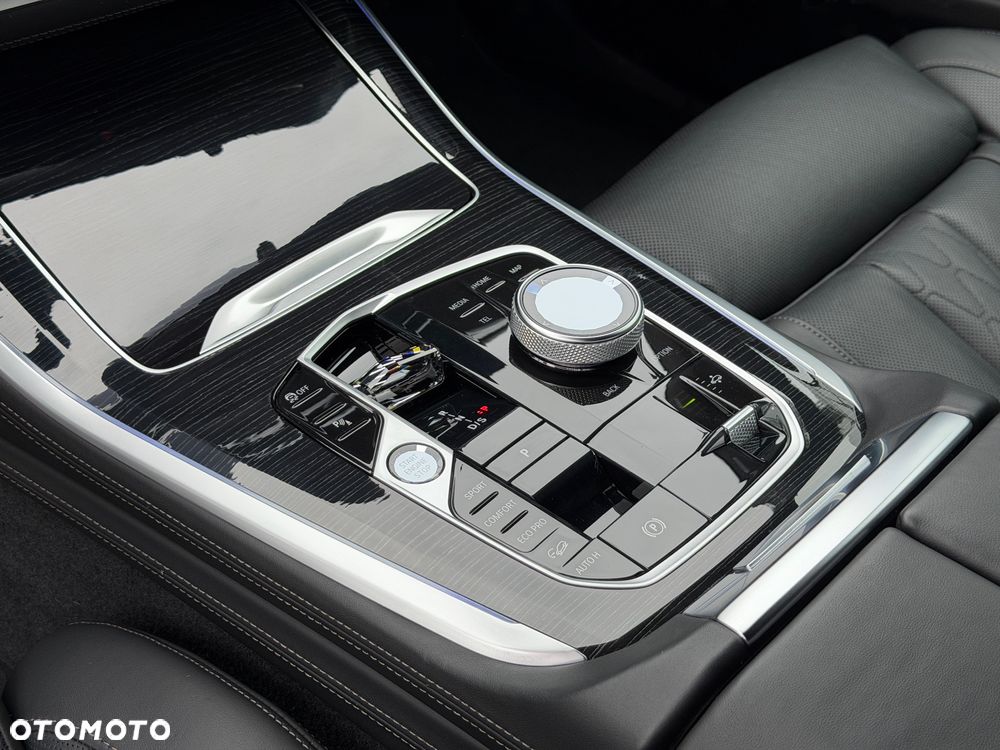 BMW X5 xDrive30d mHEV M Sport sport - 23