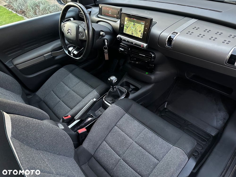 Citroën C4 Cactus 1.2 PureTech Shine S&S - 8
