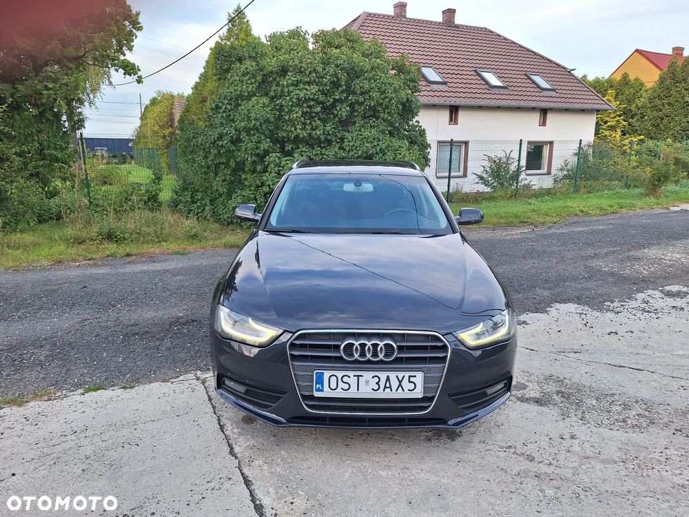 Audi A4 Avant - 8
