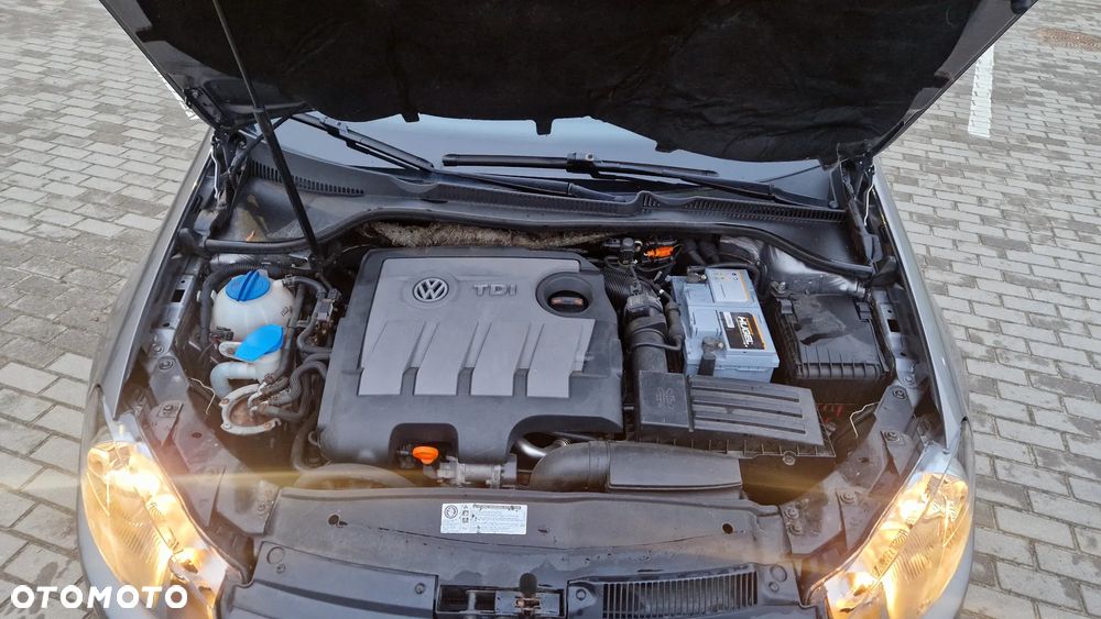 Volkswagen Golf - 36