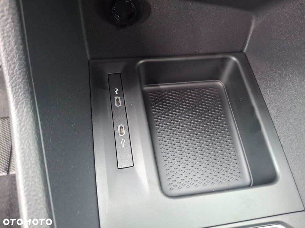 Volkswagen Caddy Cargo - 24