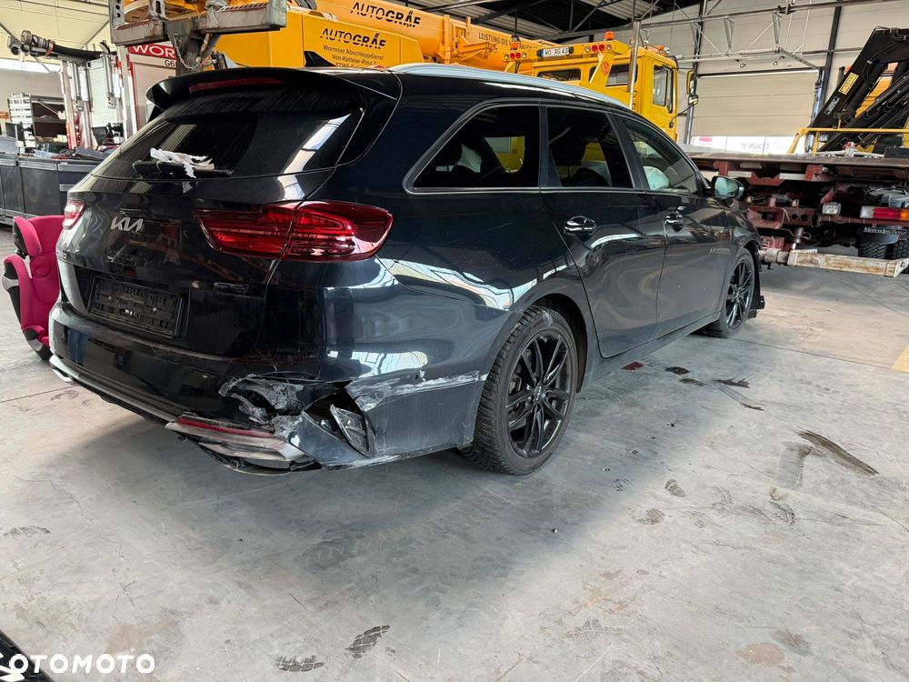 Kia Ceed 1.5 T-GDI DCT7 OPF GT Line - 1