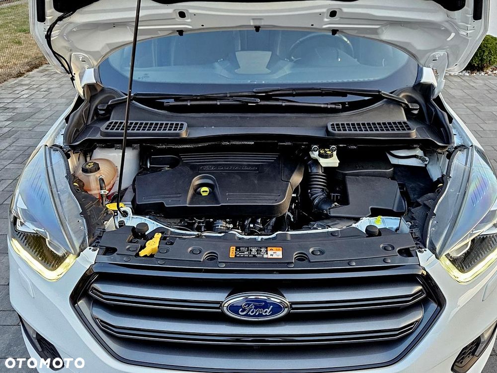 Ford Kuga 2.0 TDCi 4x4 ST-Line - 32
