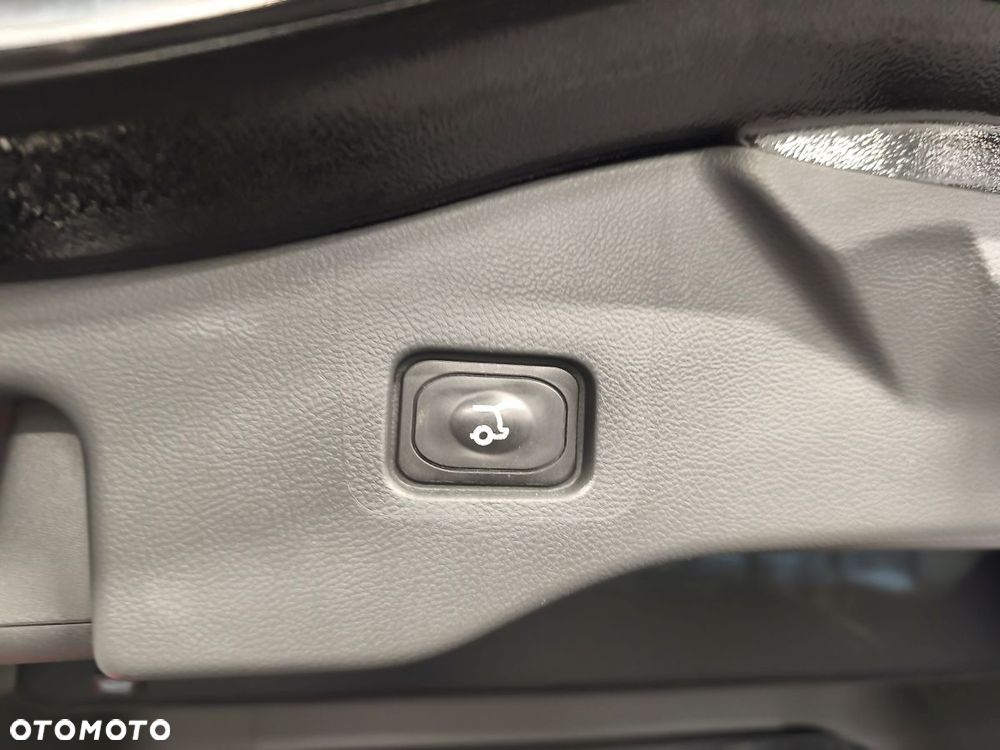 Ford Mondeo 2.0 Hybrid Executive Plus - 17