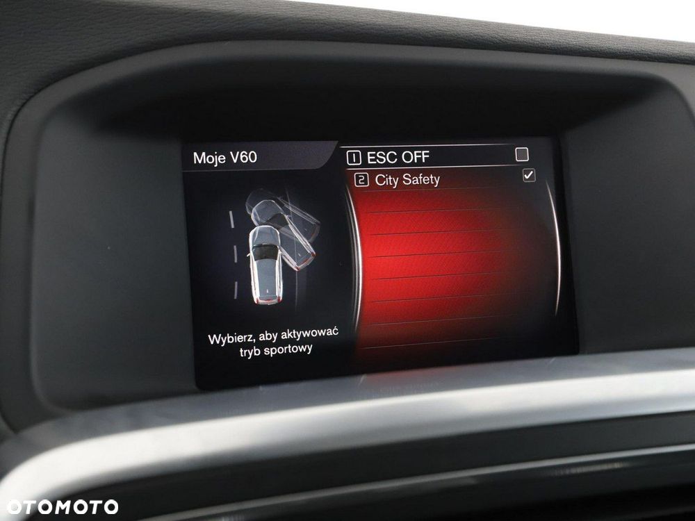 Volvo V60 D2 Summum - 26