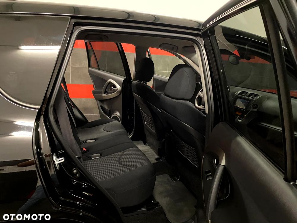 Toyota RAV4 2.0 VVT-i Premium - 21