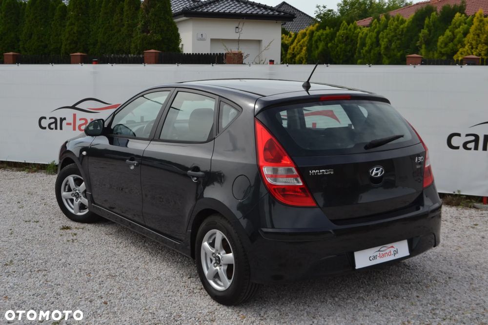 Hyundai i30 1.4 Edition Plus - 10