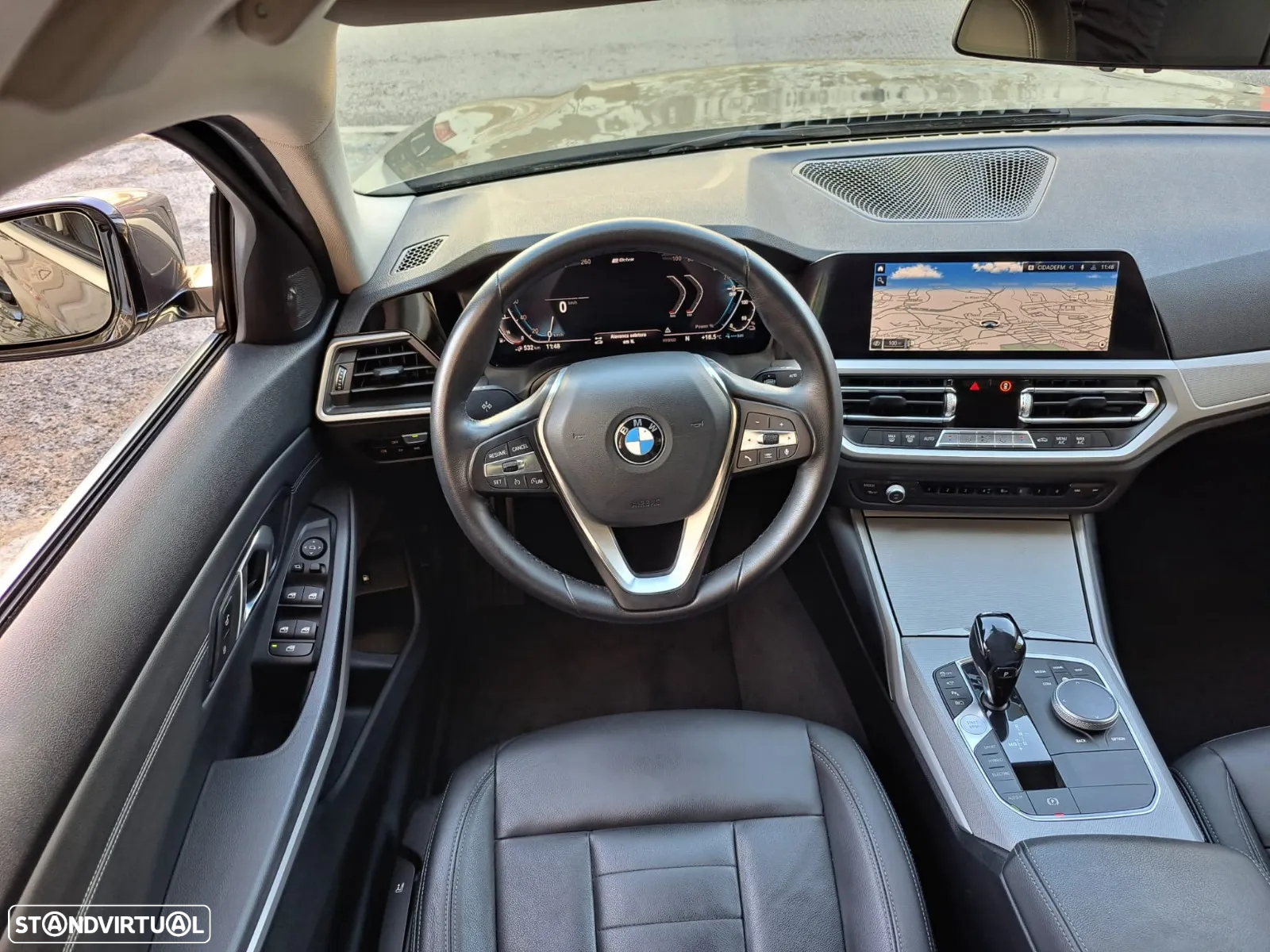 BMW 330 e Line Luxury Auto - 15