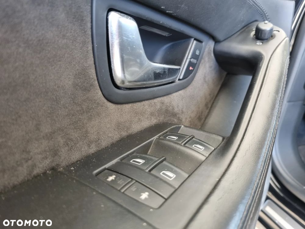 Audi S8 5.2 FSI Quattro - 31