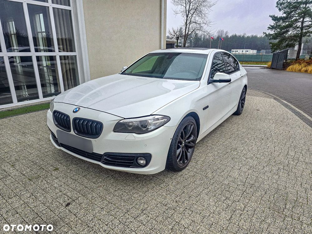BMW Seria 5 535i xDrive Luxury Line - 14