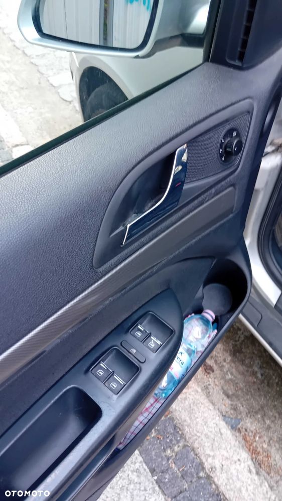 Skoda Octavia 1.6 Ambiente Tiptr - 12