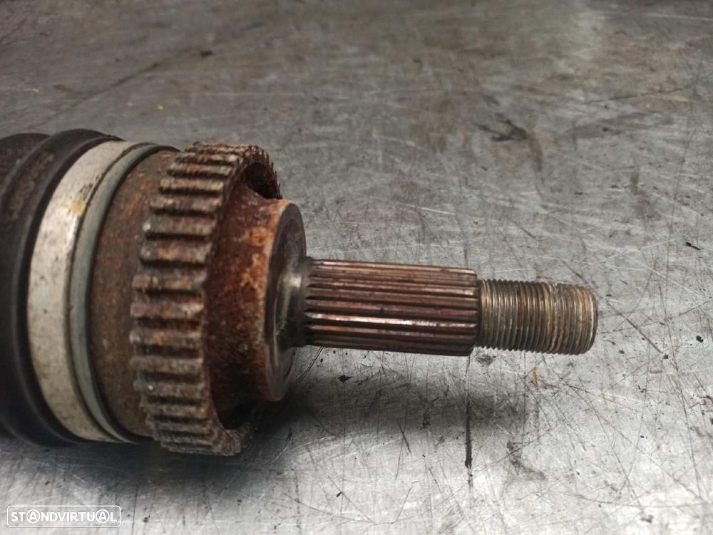 TRANSMISSÃO TRASEIRA DIREITA RENAULT SCÉNIC I LIMUSINA 2001 -7700112478 - 2