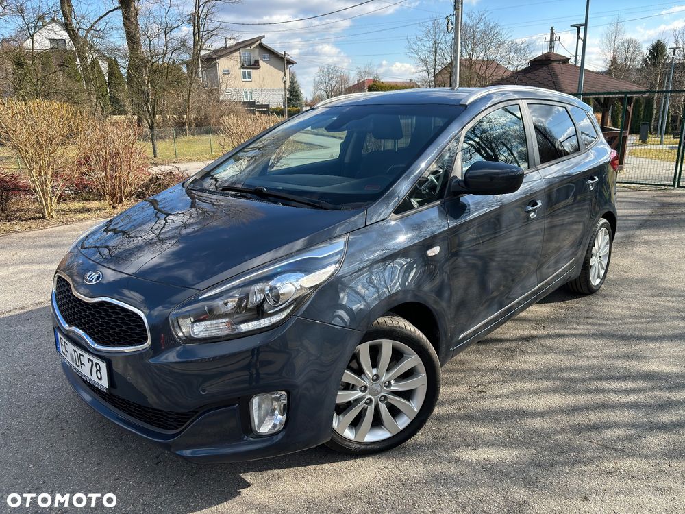 Kia Carens 1.6 GDI UEFA EURO 2016 - 1