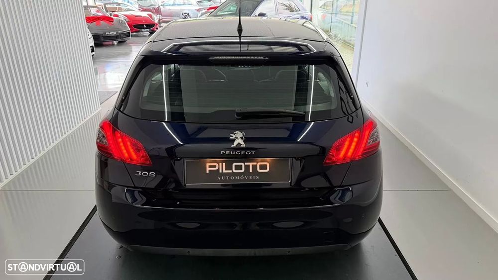 Peugeot 308 1.5 BlueHDi Style EAT8 - 8