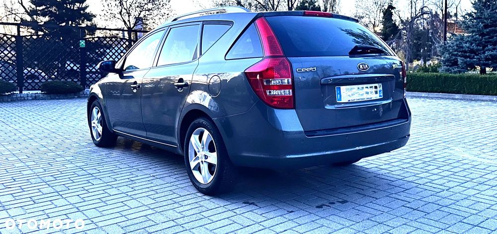 Kia Ceed 1.6 CRDi Business Line - 8