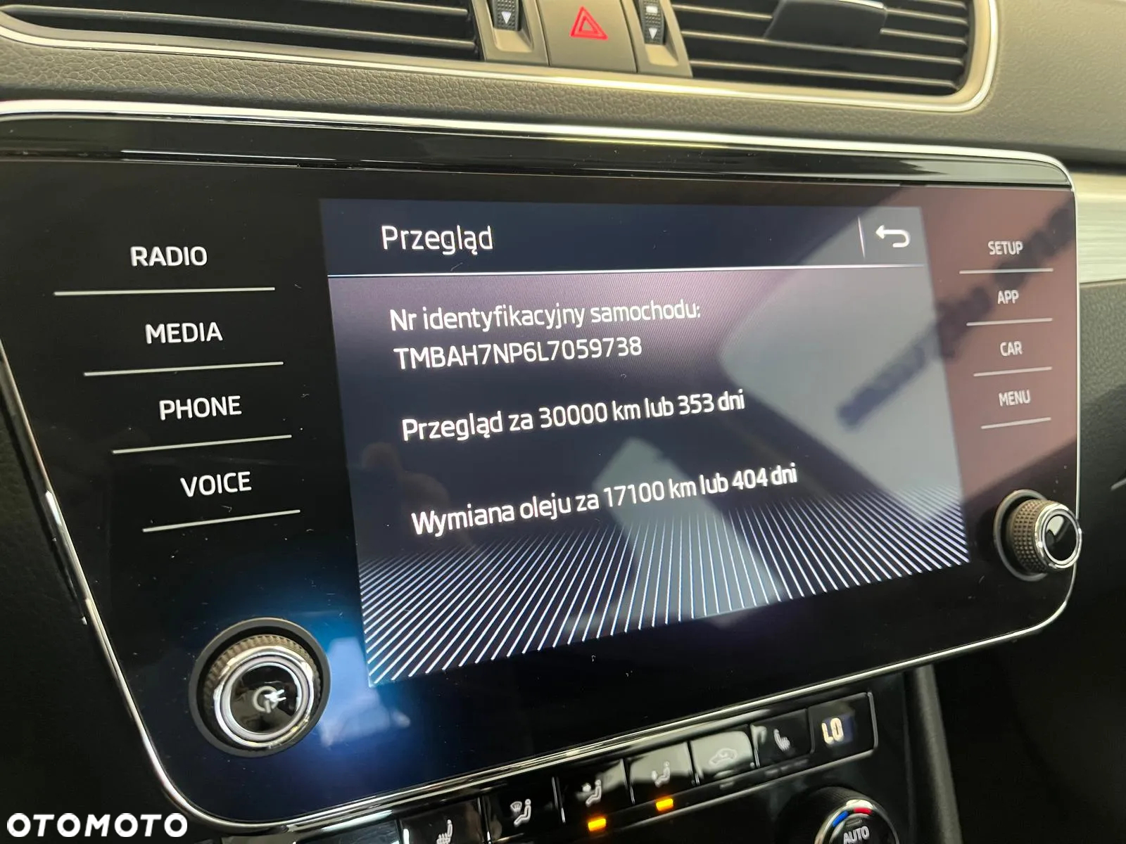 Skoda Superb 2.0 TDI SCR Ambition DSG - 31