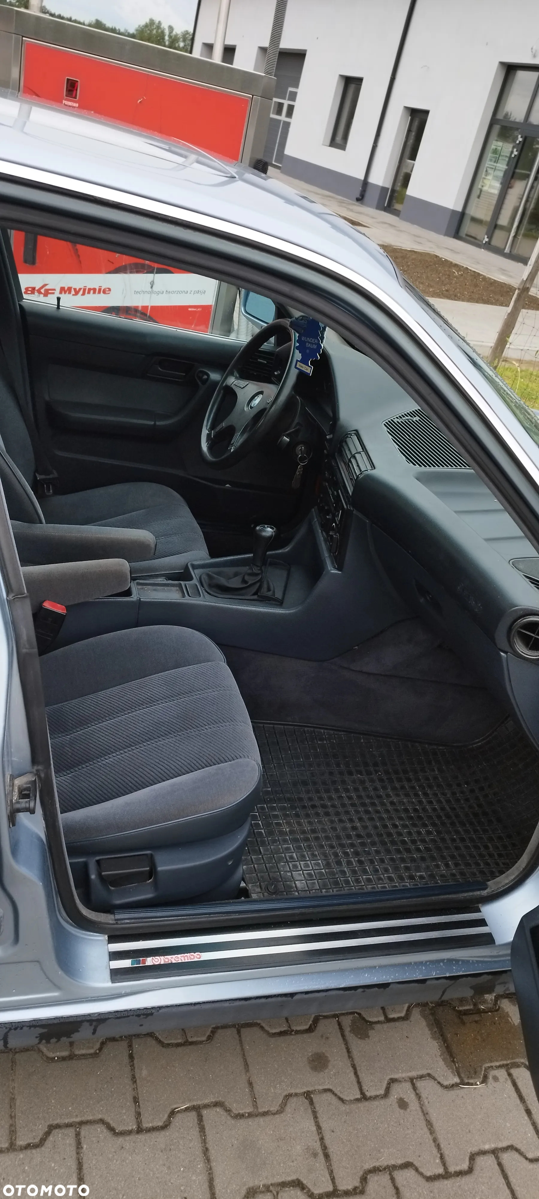 BMW Seria 5 520i - 13
