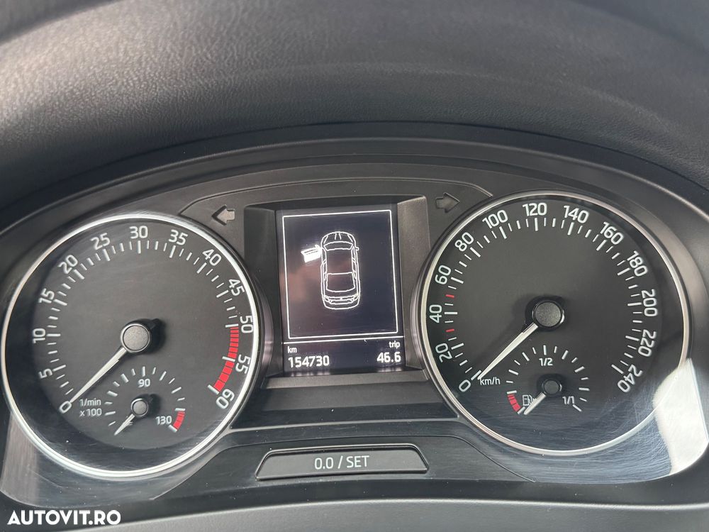 Skoda RAPID - 8