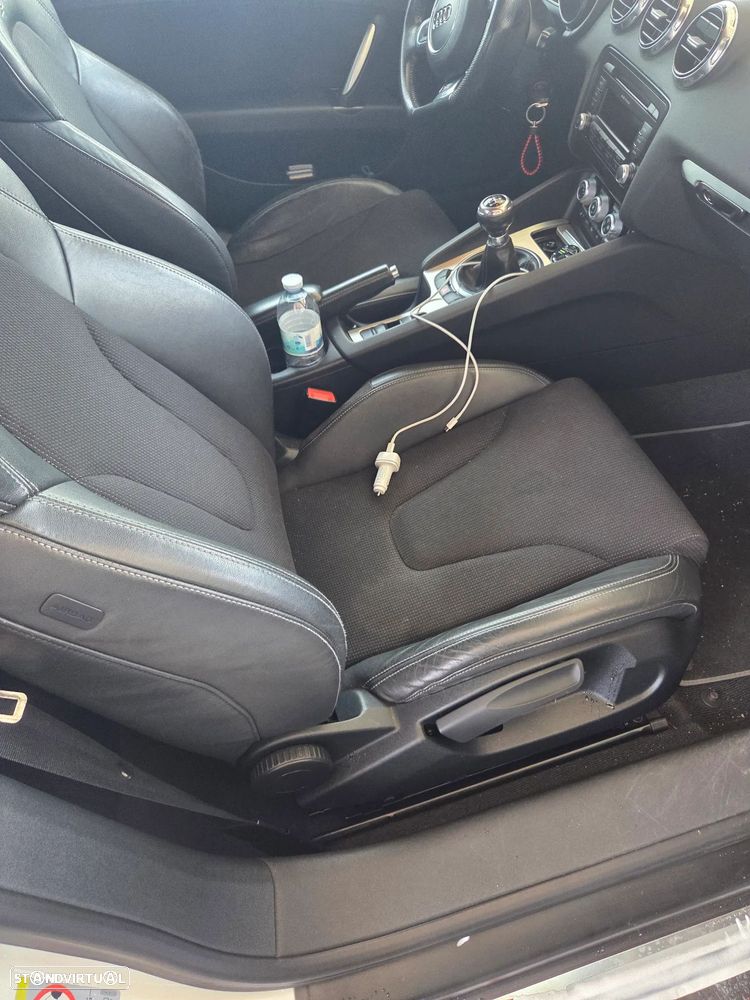 Audi TT Coupé 2.0 TDI quattro - 17