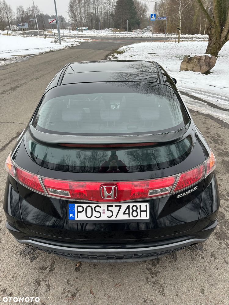 Honda Civic 1.8 Comfort - 13