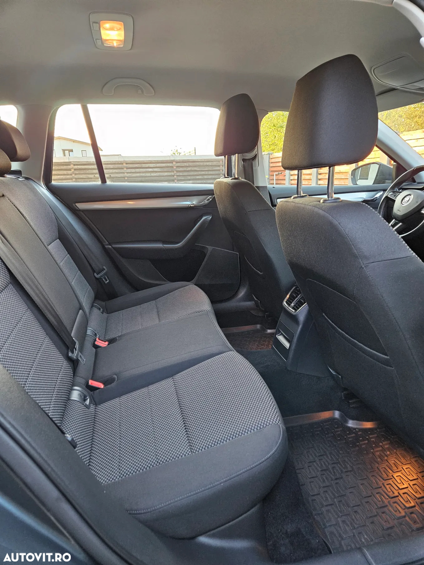 Skoda Octavia 1.6 TDI Ambition - 12