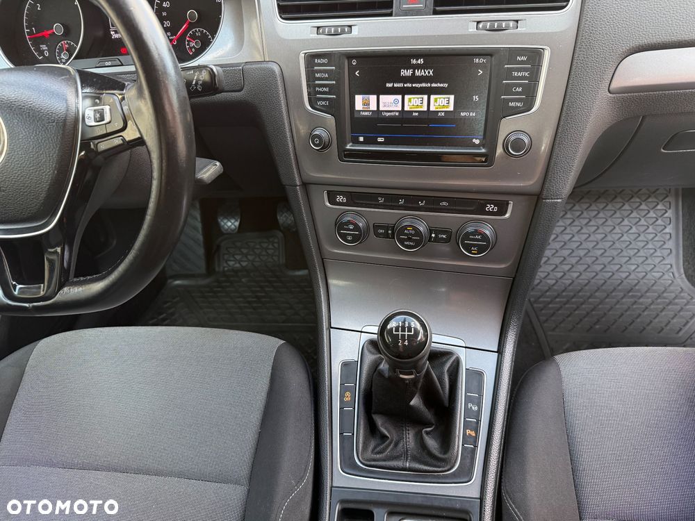 Volkswagen Golf 1.6 TDI BlueMotion Trendline - 13