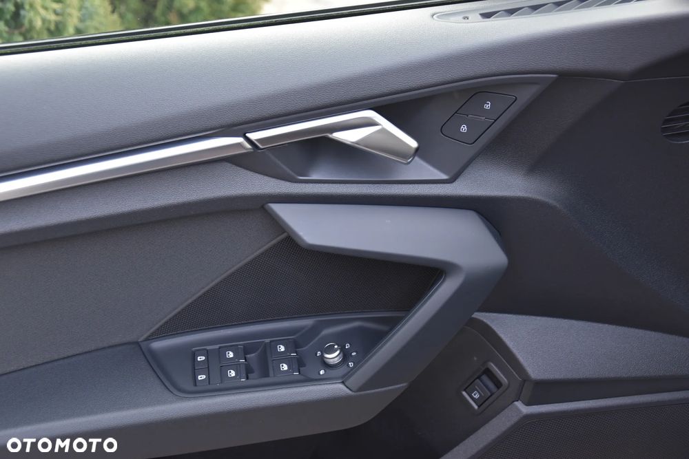 Audi A3 Sportback 40 TFSIe S tronic S line - 23