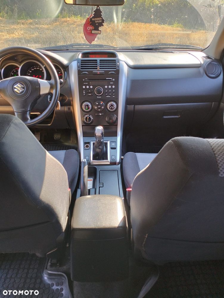 Suzuki Grand Vitara 1.9 DDiS - 6