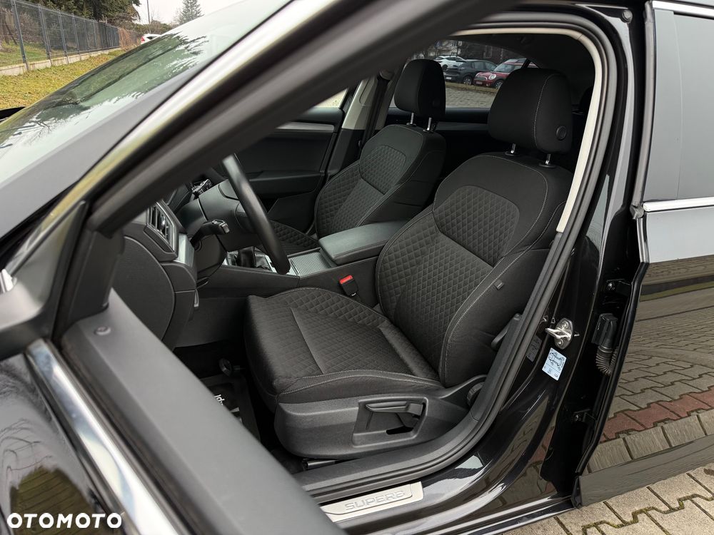 Skoda Superb 2.0 TDI SCR Ambition - 6