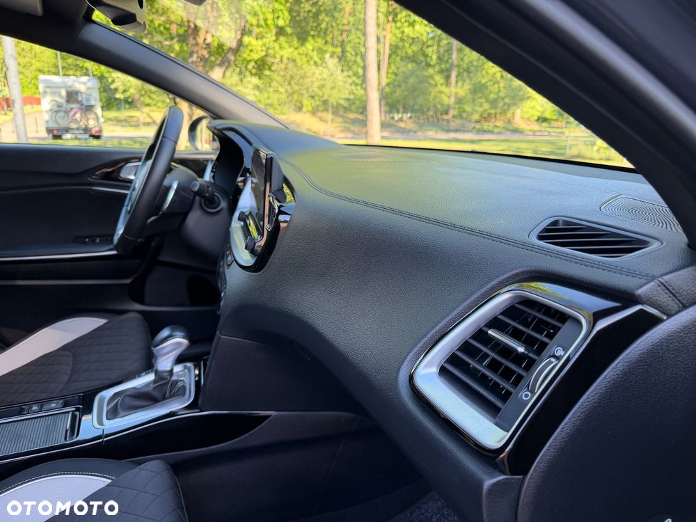 Kia ProCeed 1.5 T-GDI DCT7 OPF GT LINE - 33
