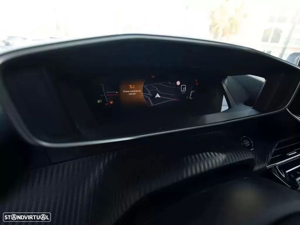 Peugeot 2008 1.2 PureTech Allure Pack EAT8 - 13