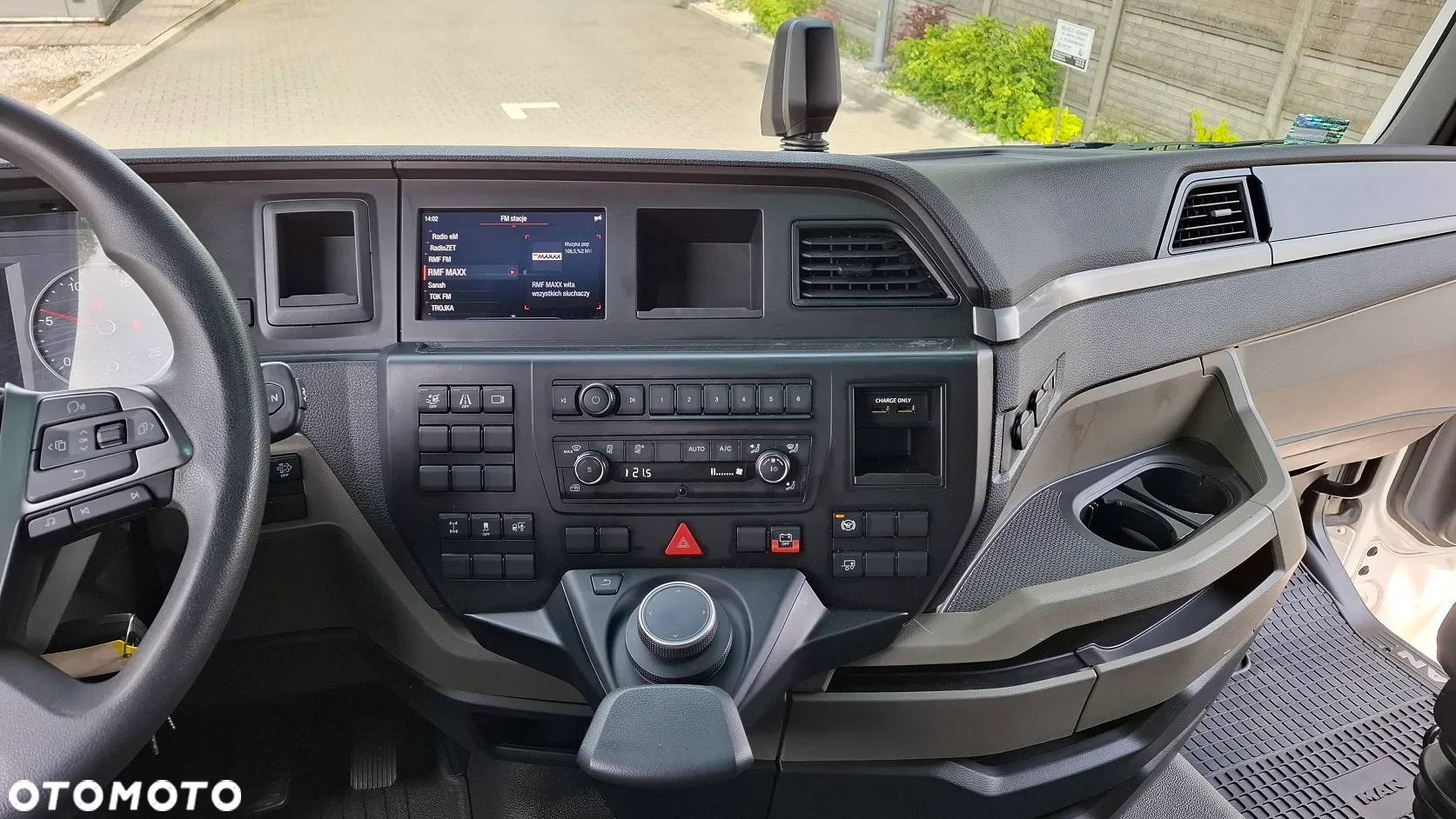 MAN TGX 18.470 GX / BL SA / RETARDER / PEŁNY ADR FL / PRZYSTAWKA PTO / SALON PL - 29