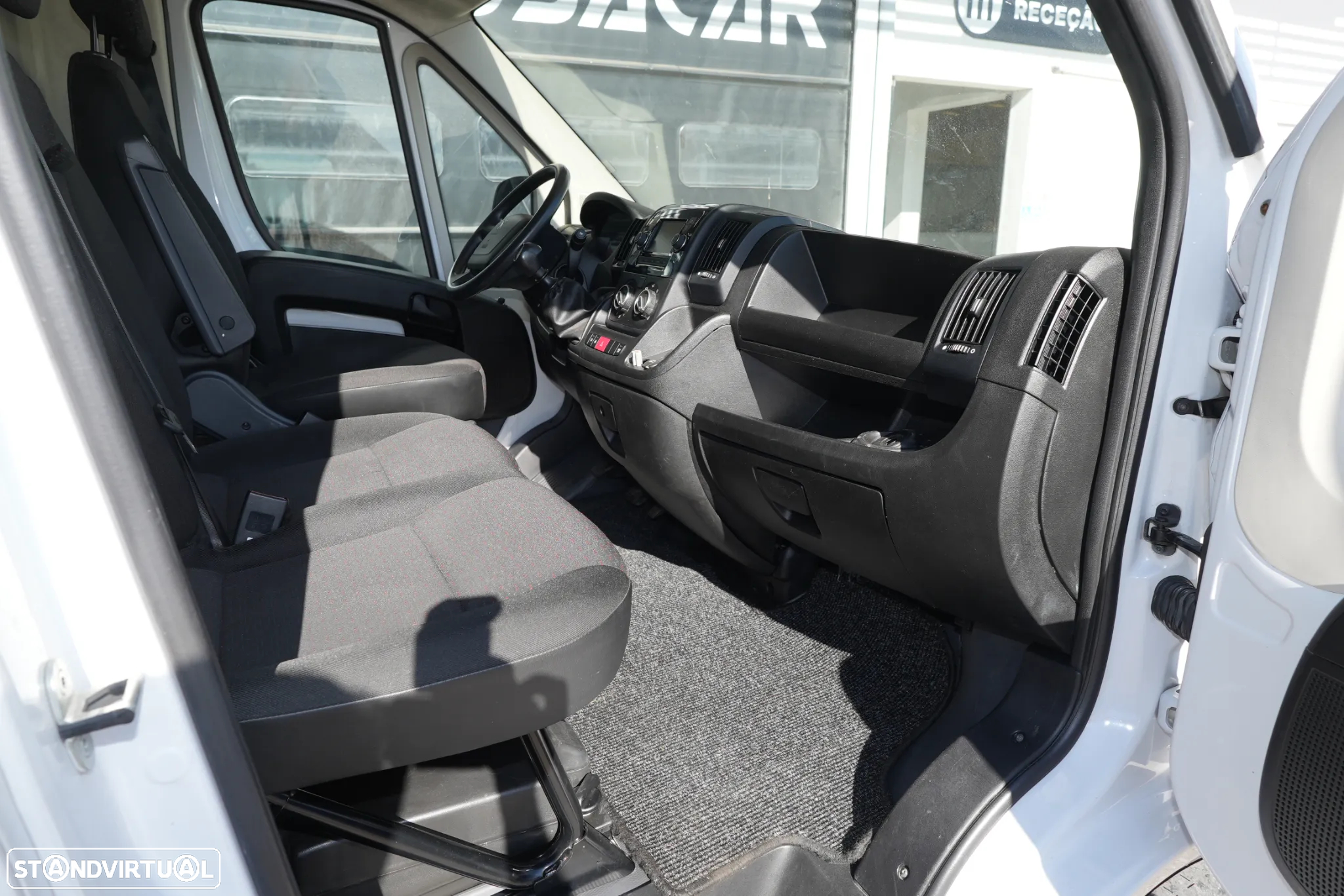 Peugeot Boxer L2H2 2.2BlueHDI 140cv - 10