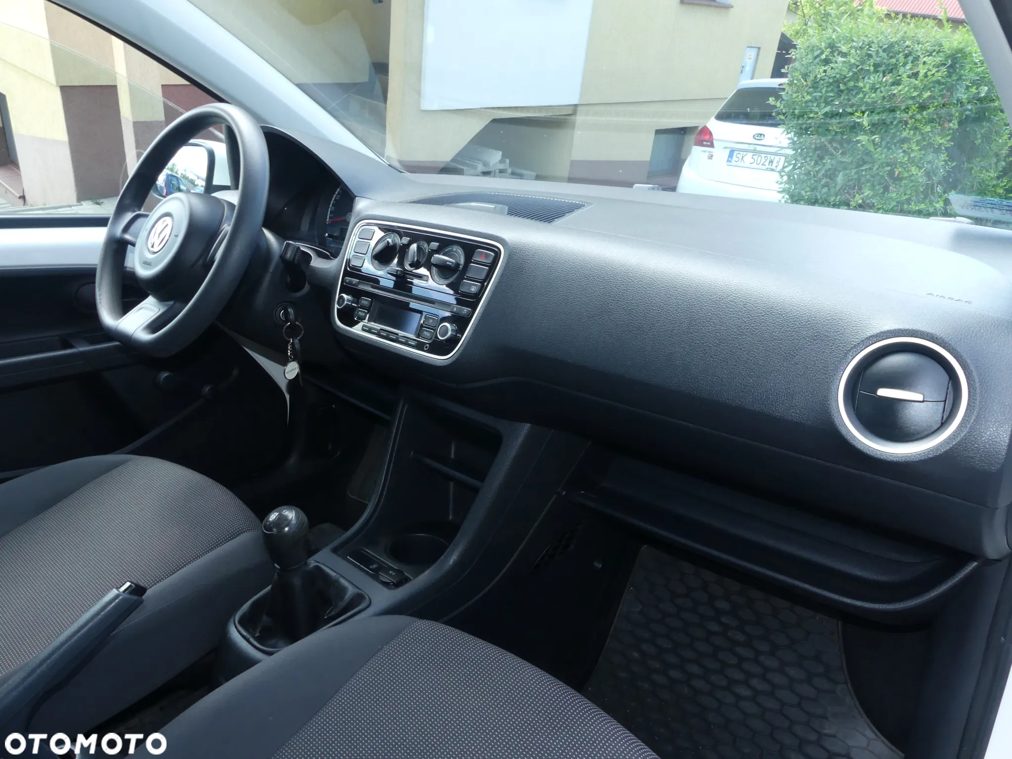 Volkswagen up! 1.0 move - 15