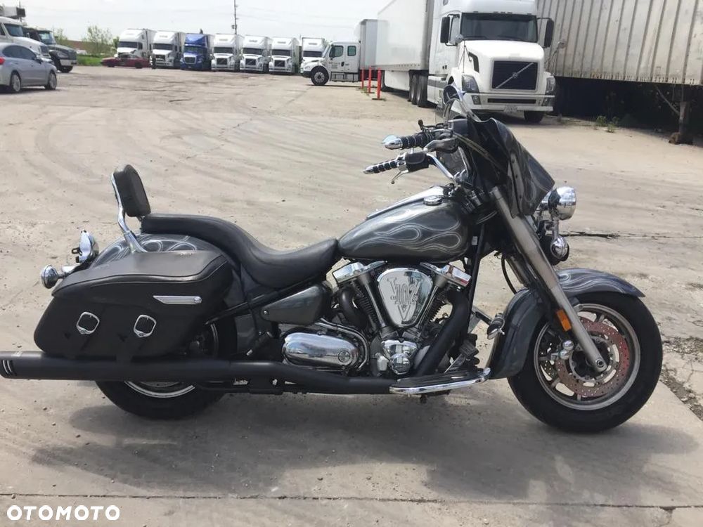 Yamaha Road Star - 3