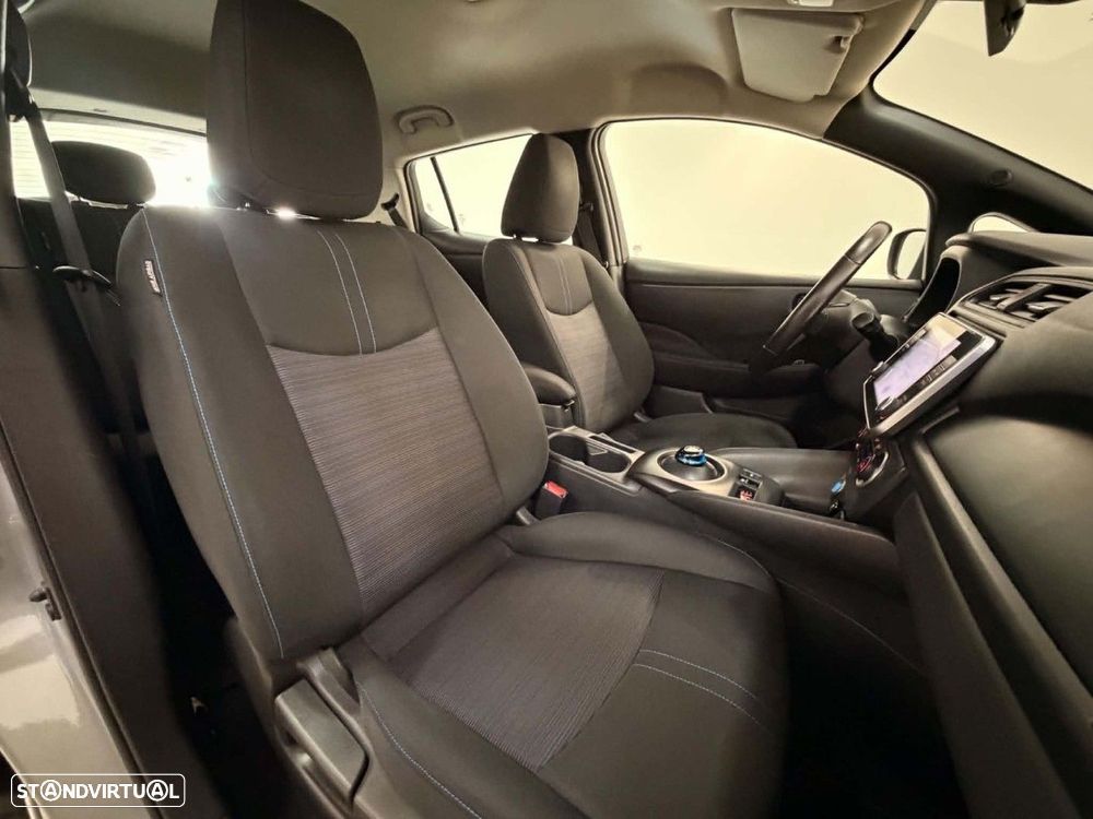 Nissan Leaf Acenta - 10
