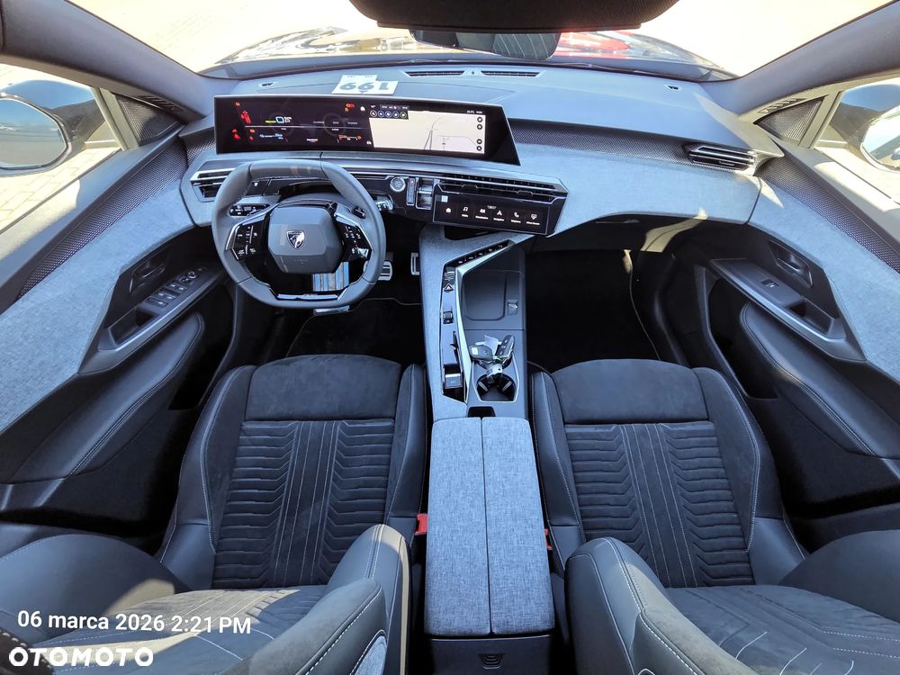 Peugeot 5008 1.6 PHEV 195 GT S&S e-DCS7 - 26