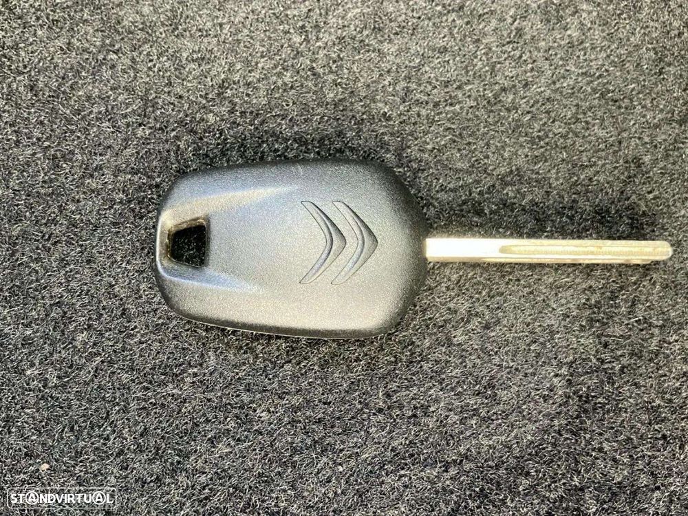 Citroën C3 1.2 PureTech Shine Pack EAT6 - 19