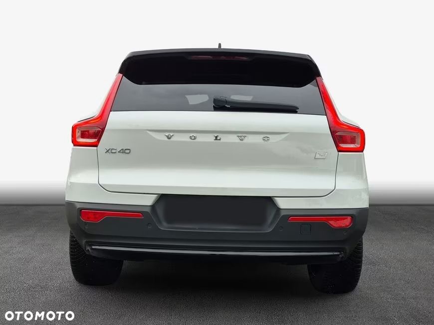 Volvo XC 40 82kWh Recharge Extended Range Plus - 3