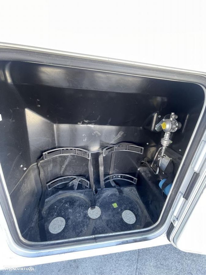 Pilote Galaxy G 740 cama central e basculante - 38