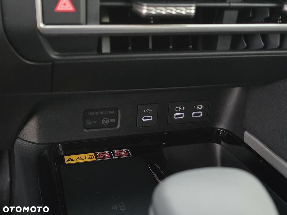 Toyota Camry 2.5 Hybrid Dynamic Force Executive e-CVT - 22