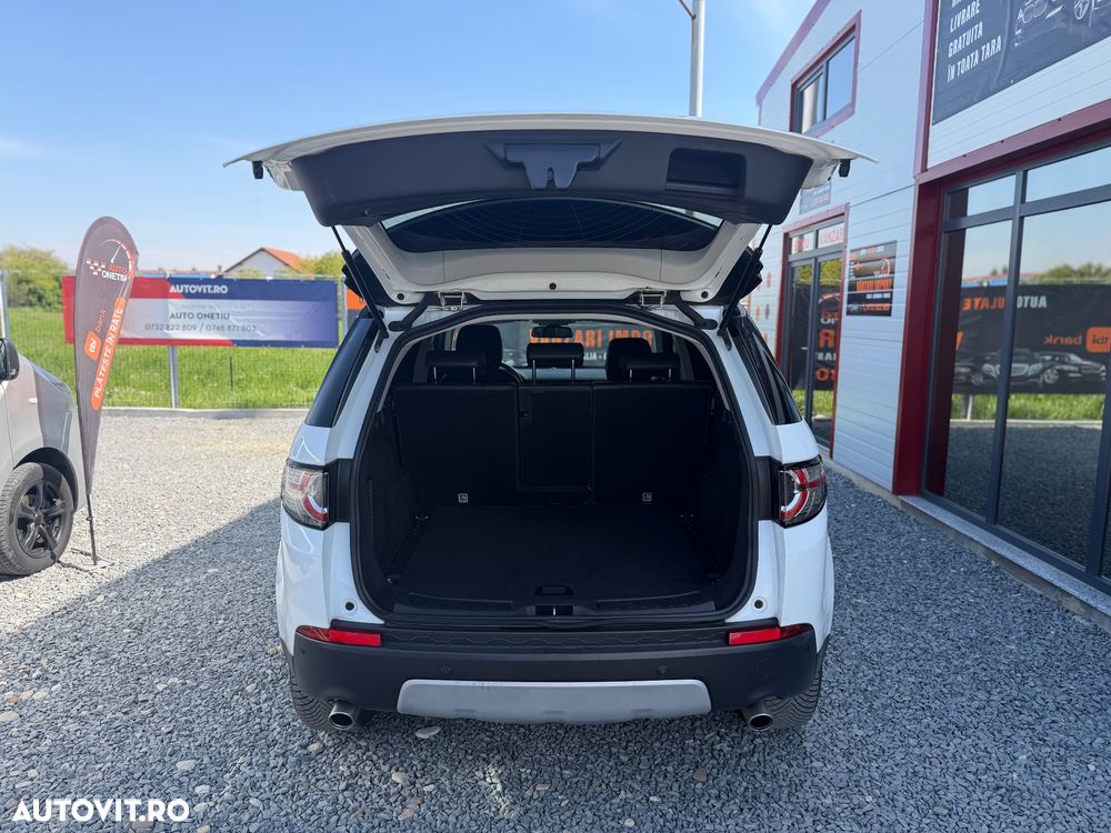 Land Rover Discovery Sport 2.0 D150 R-Dynamic MHEV HSE - 14