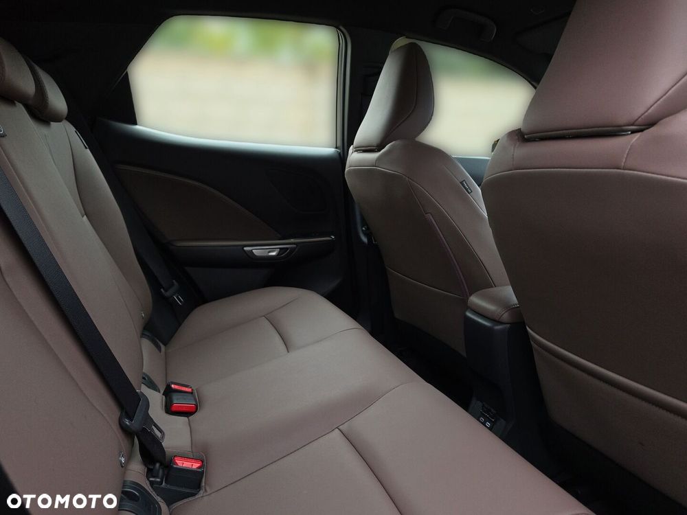 Lexus LBX 1.5 Hybrid Elegant - 26