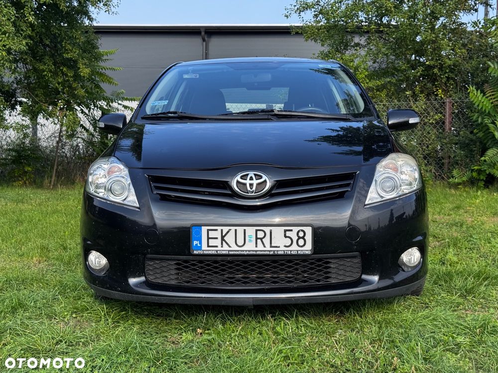 Toyota Auris 1.4 D-4D Premium - 1