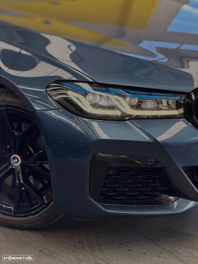 BMW 530 e Pack 50 anos M - 16