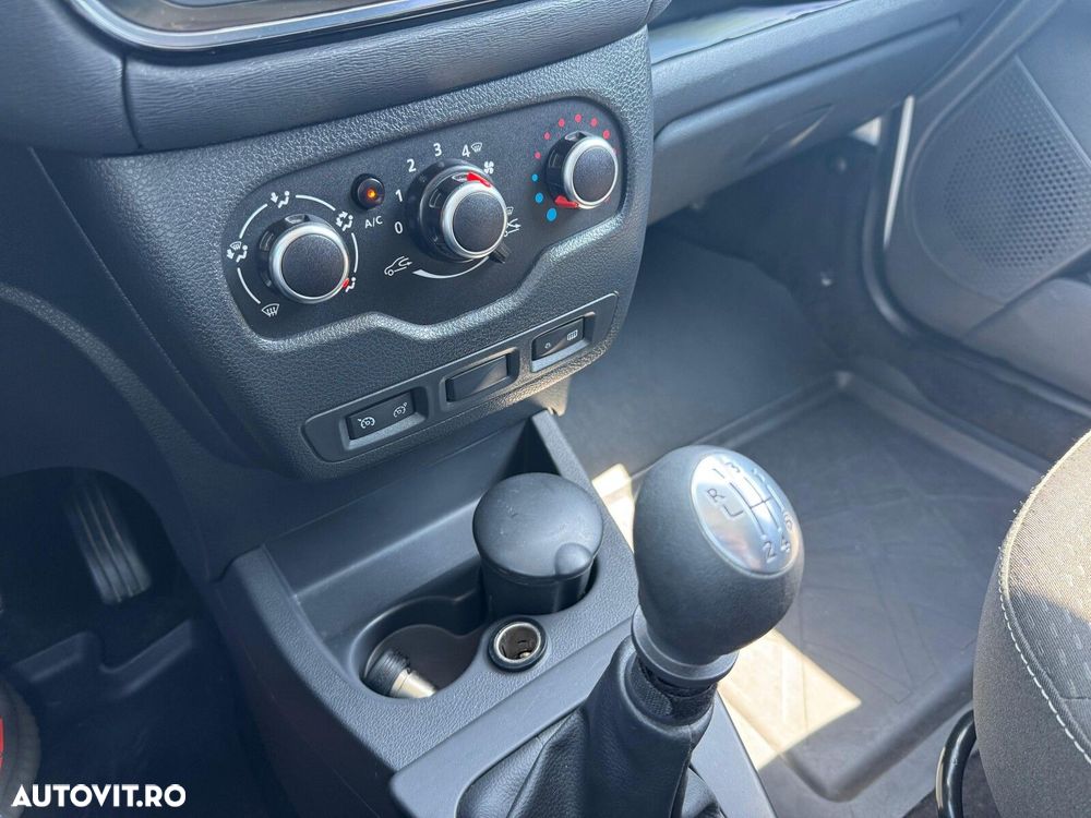 Dacia Lodgy 1.5 Blue dCi Laureate - 11
