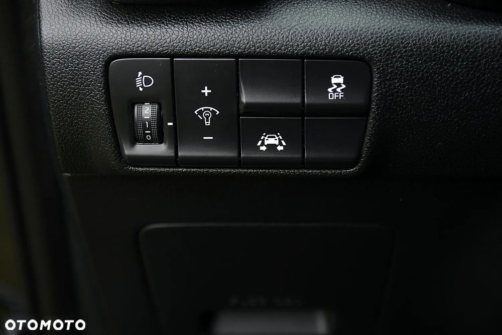 Kia Sportage 1.7 CRDI M 2WD - 28