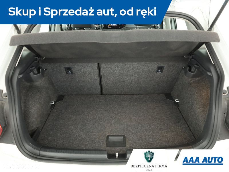 Volkswagen Polo - 25