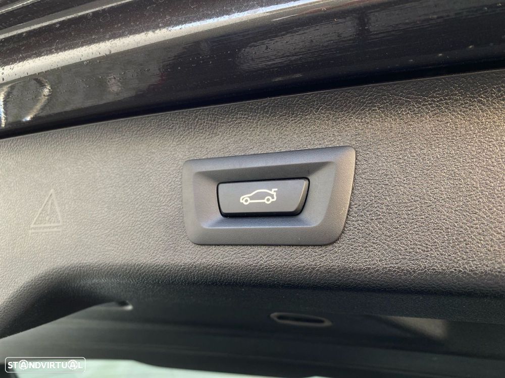 BMW 520 d Pack Desportivo M Auto - 20